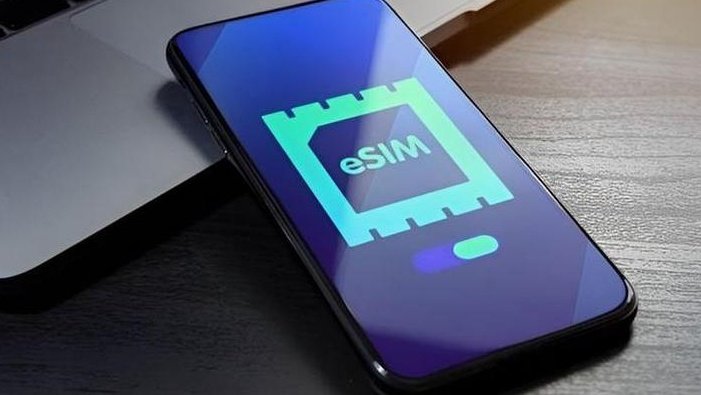 Echte Aufnahme der eSIM-Plattform